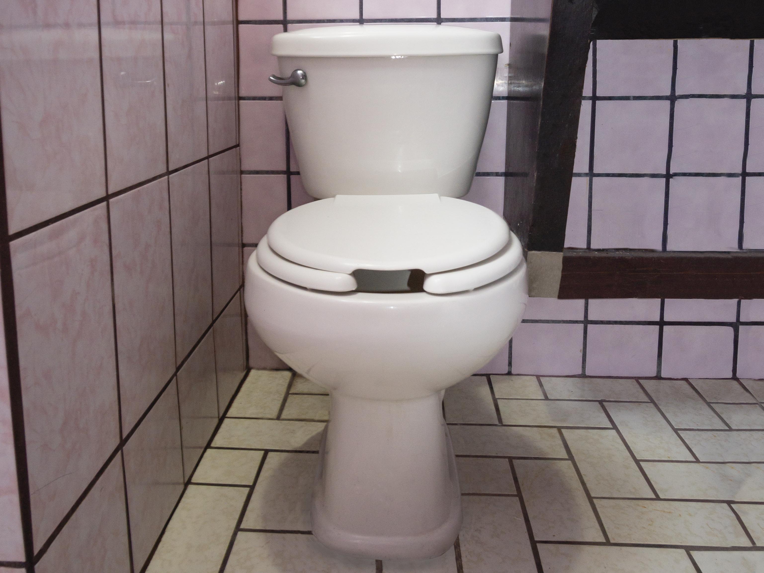 Oyo Hotel Hacienda Don Luis, Росарито Экстерьер фото A two-piece water closet