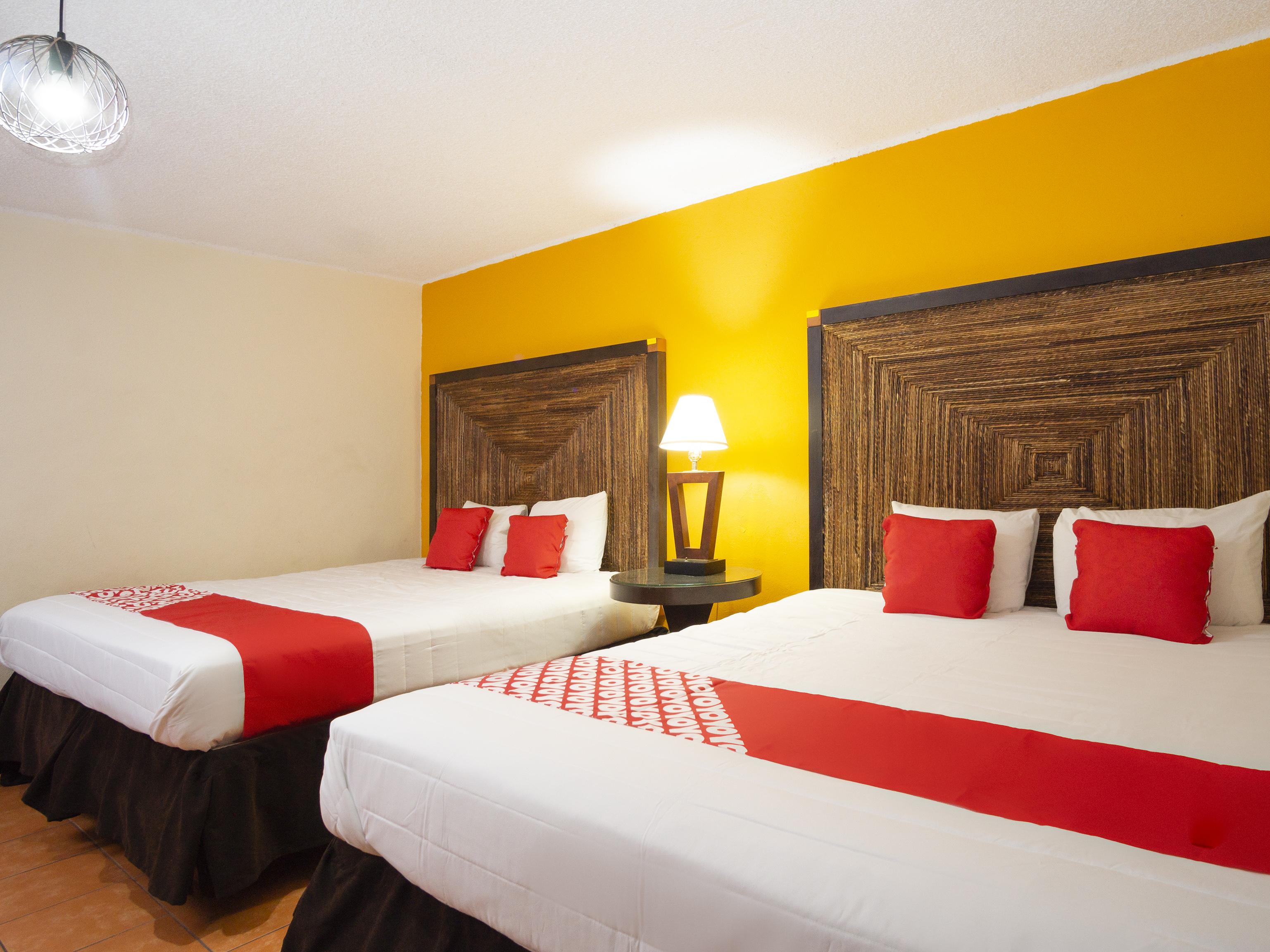 Oyo Hotel Hacienda Don Luis, Росарито Экстерьер фото A typical OYO hotel room