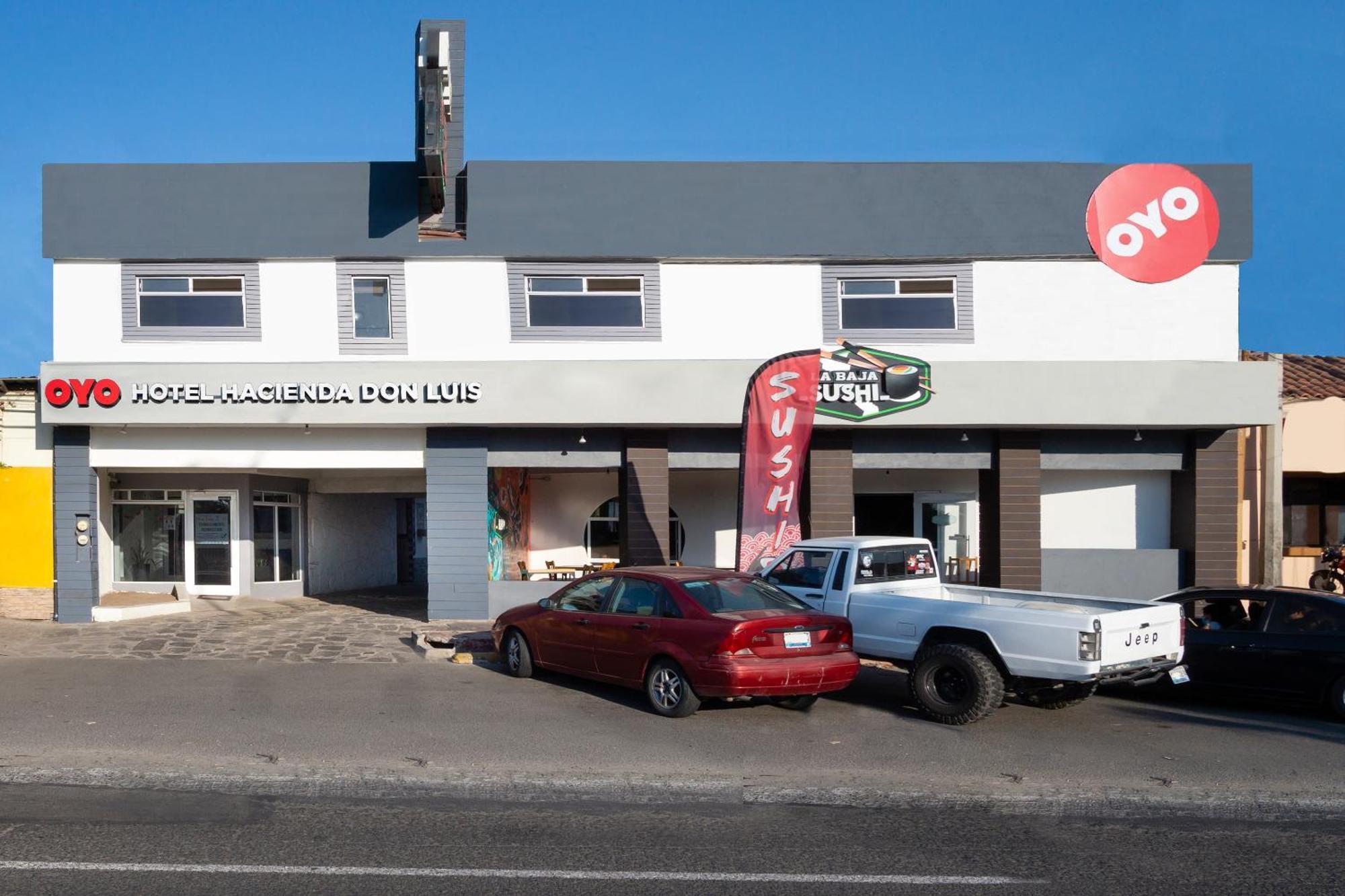 Oyo Hotel Hacienda Don Luis, Росарито Экстерьер фото OYO Hotel in Port Elizabeth, South Africa